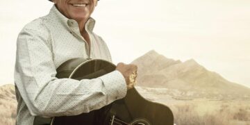 Austin’s Moody Center honors George Strait